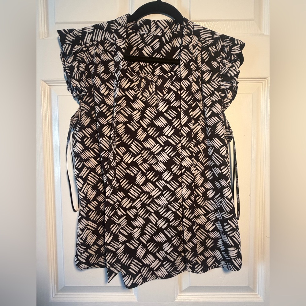 Calvin Klein Black and White Geometric-Print Tunic
